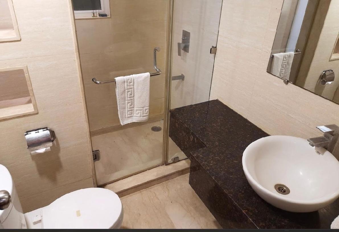 Madhuban Hotel , Ню Делхи Екстериор снимка